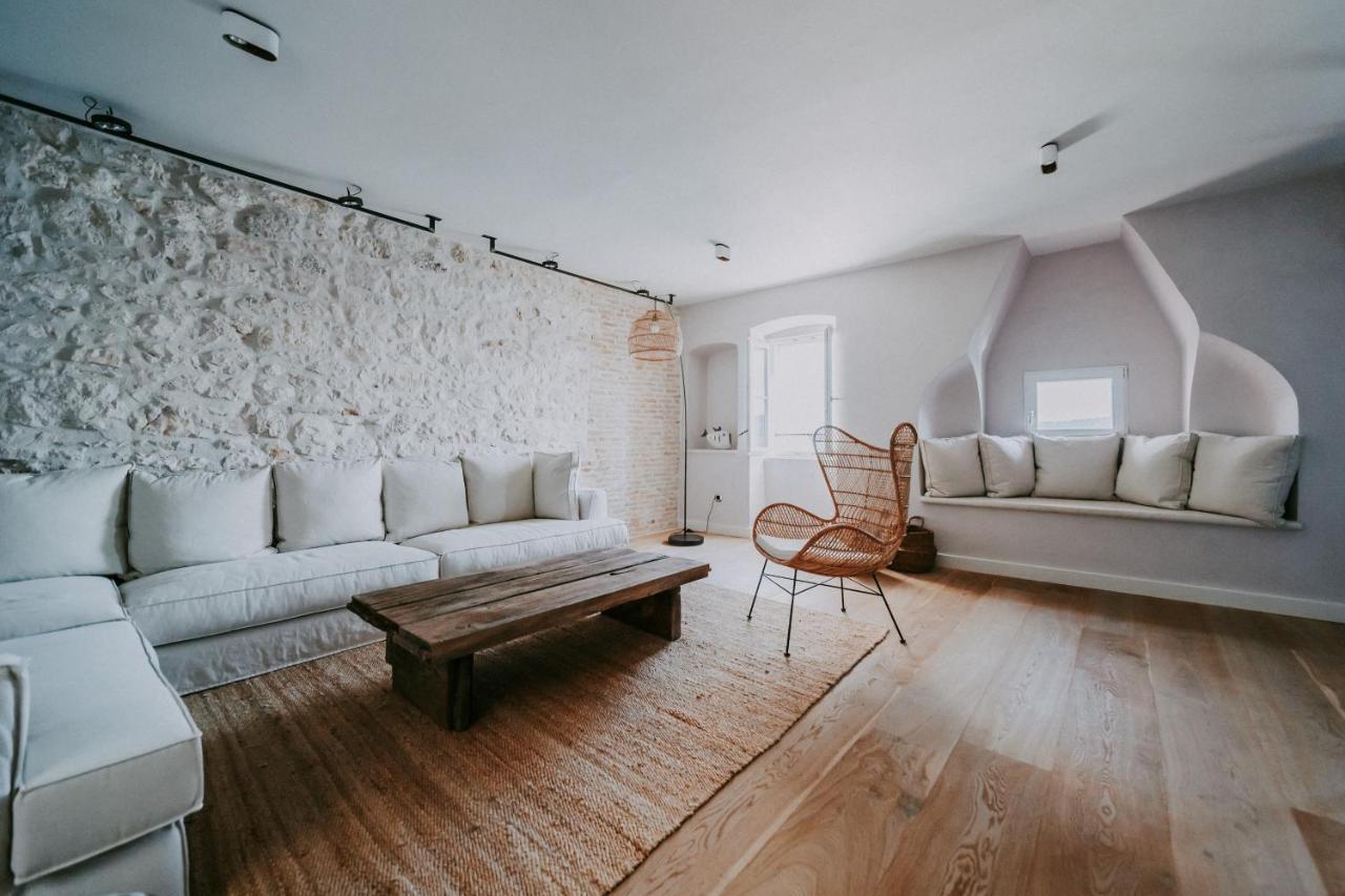 Luxury Seafront Palazzo Villa Rovinj Exterior photo